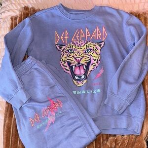 Def Leppard Sweatshirt and Joggers Set (from Target) Girls size XL